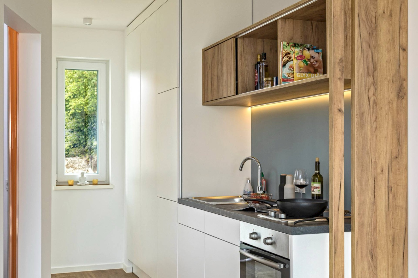 VENTIDUE, living space with kitchen